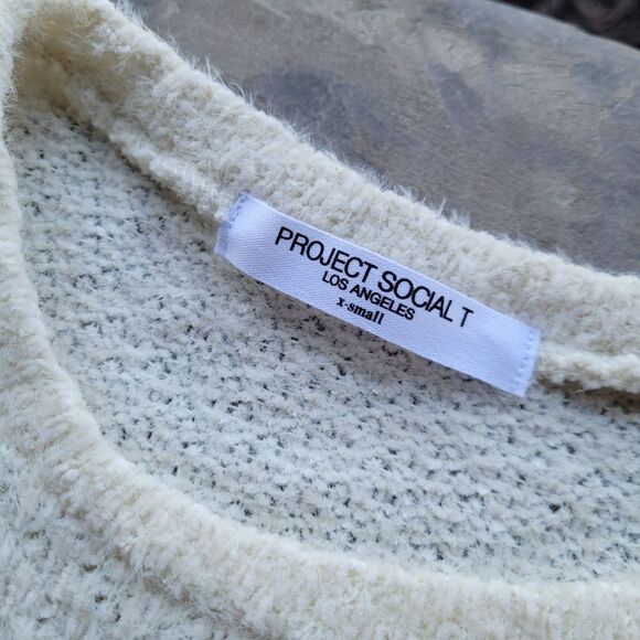 PROJECT SOCIAL T Knit Sweater Top Puff Sleeve Rounded Hem XS - Picture 3 of 7